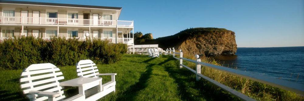 Hotel Les Trois Soeurs แปร์เซ ภายนอก รูปภาพ